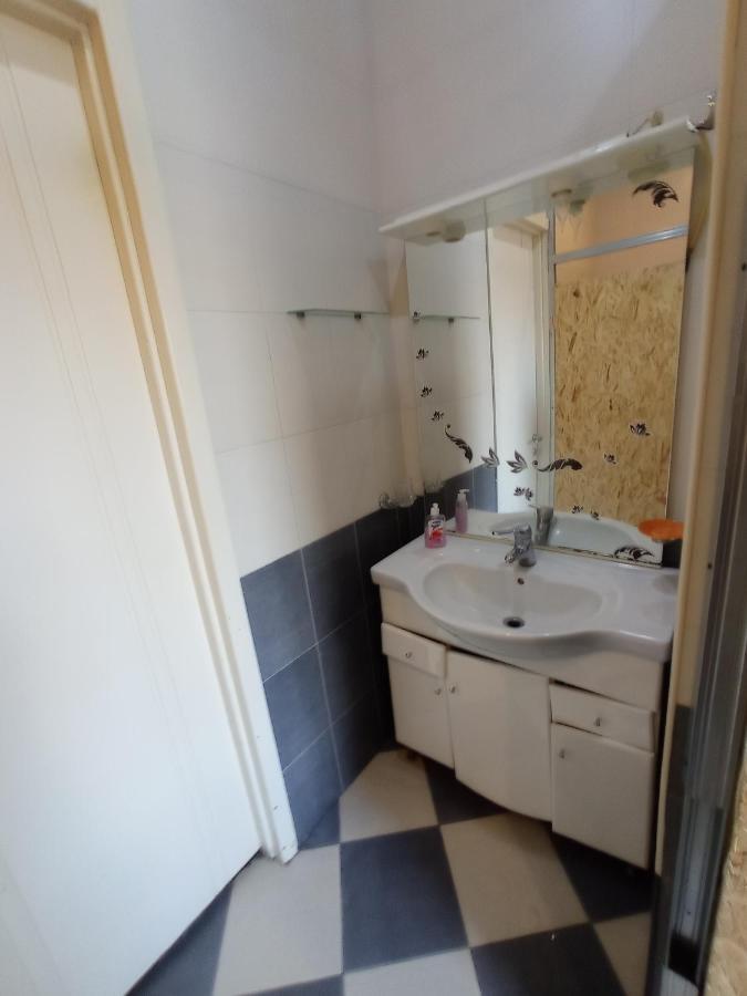 Sun City Hostel Γιερεβάν Εξωτερικό φωτογραφία