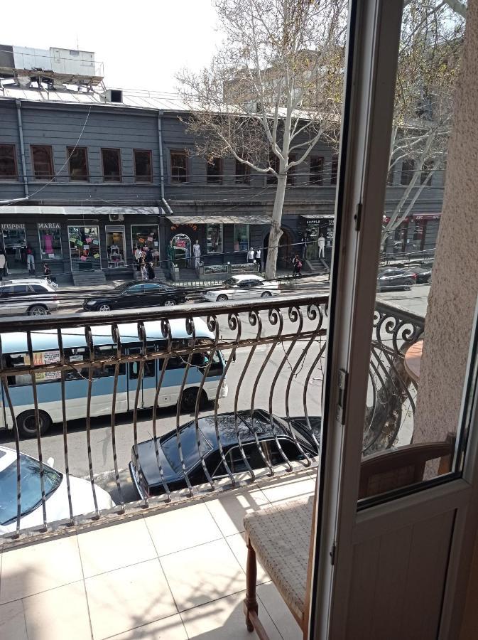 Sun City Hostel Γιερεβάν Εξωτερικό φωτογραφία