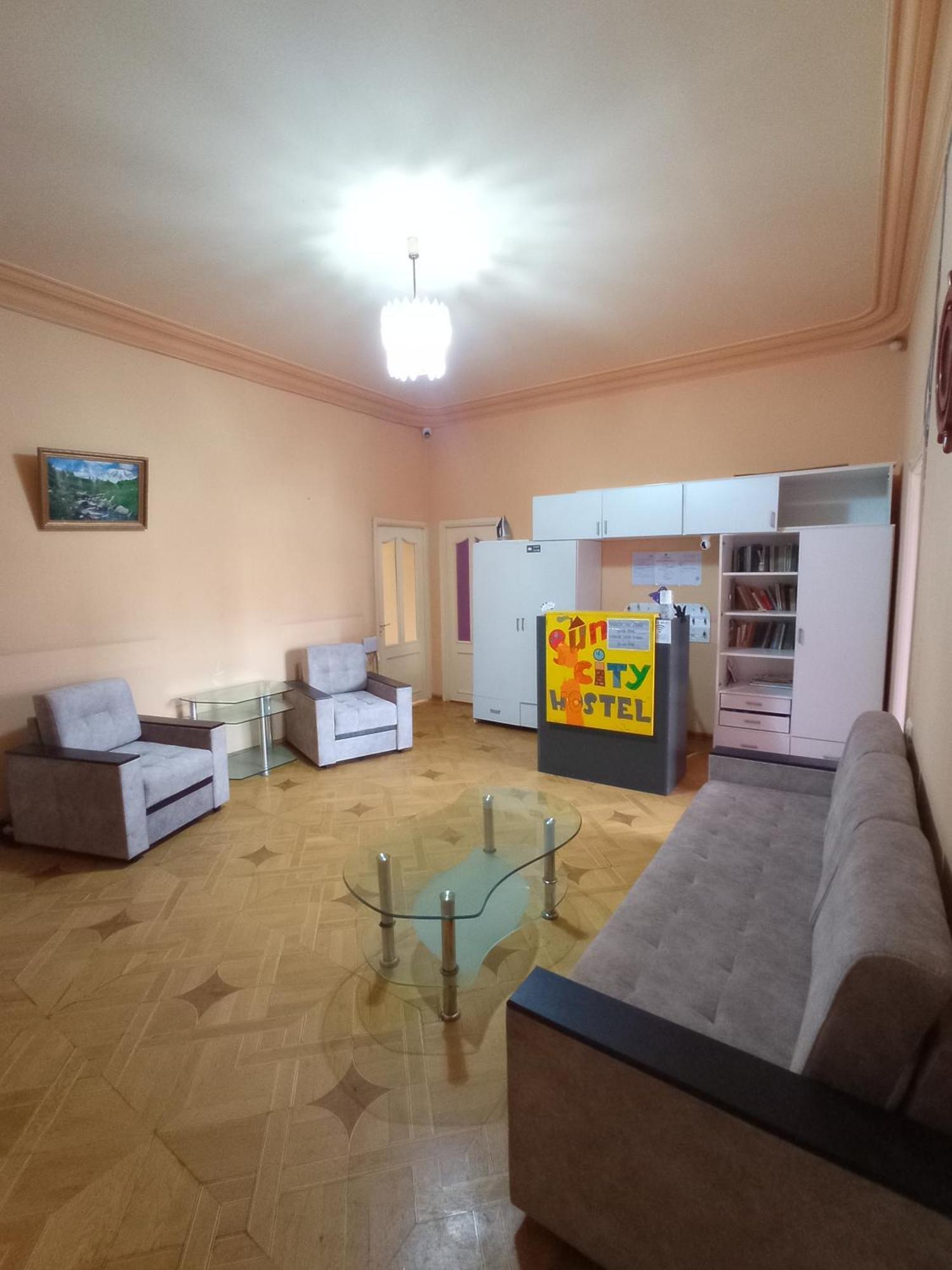 Sun City Hostel Γιερεβάν Εξωτερικό φωτογραφία